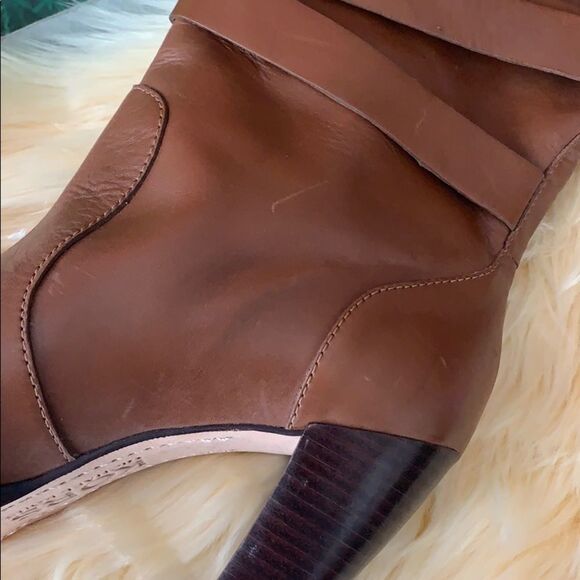 Michael Kors Tan Heeled Boots with Chunky Heel and Smooth Leather - Picture 12 of 16